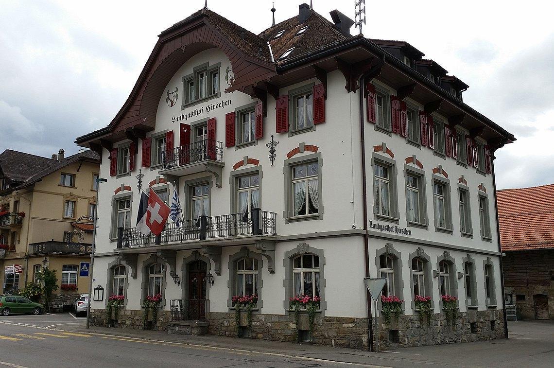 Hotel Hirschen Plaffeien Bagian luar foto